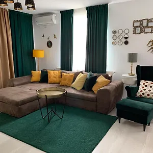  וילה Villagrey Tunari