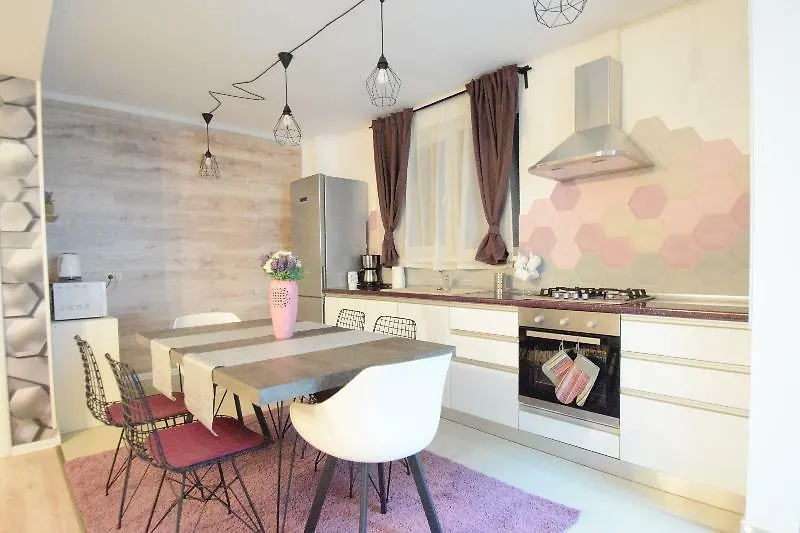 Villagrey Residence Tunari