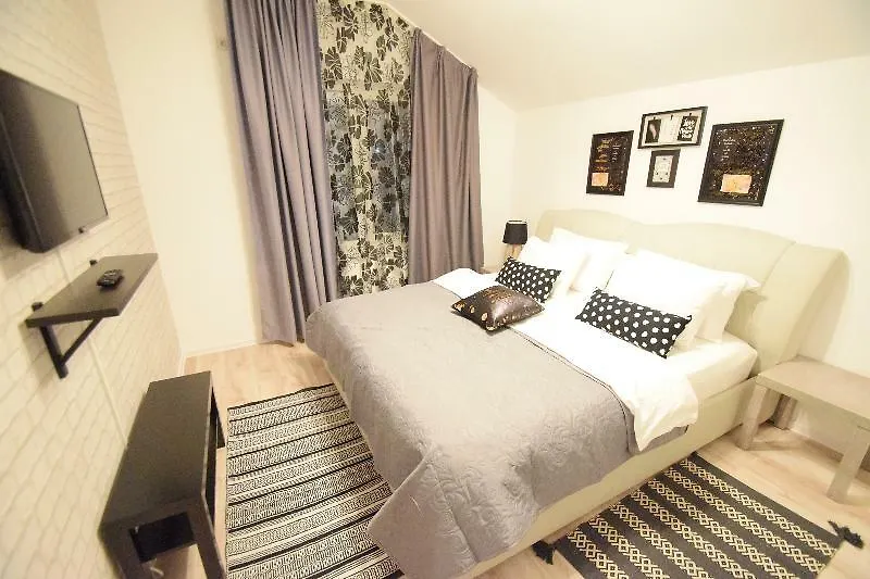 Villagrey Residence Tunari  3*, Tunari (Ilfov)
